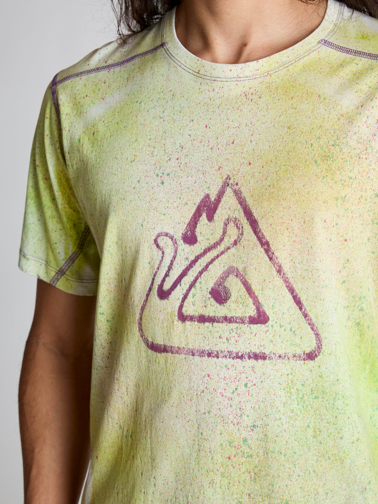 Kotone – Enganliegendes T-Shirt aus Premium-Baumwolle – Hergestellt in Italien – Gelb / Grün