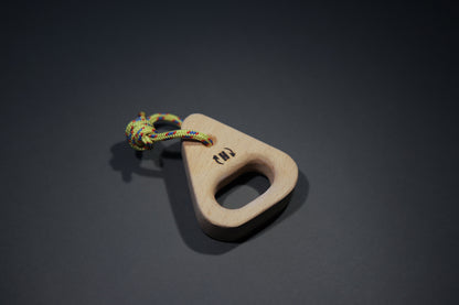 WHISE Fat Patrik – two-finger trainer for strength & rehab