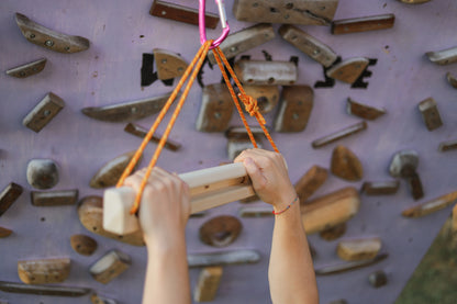 WHISE Trave-ler – portable warm-up hangboard